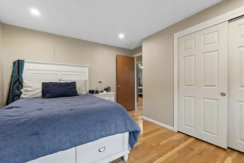 19 Harding Road Portsmouth NH 03801