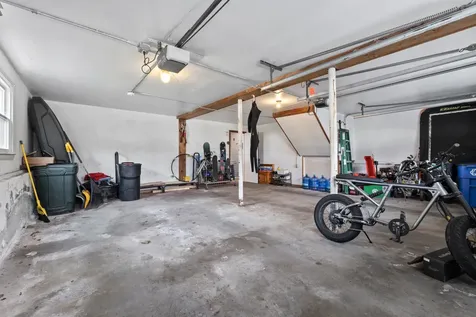 19 Harding Road Portsmouth NH 03801