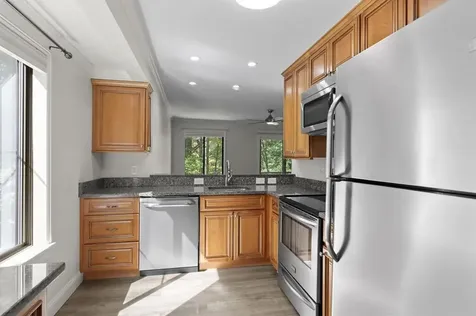 1 Dunvegan Woods Drive Hampton NH 03842