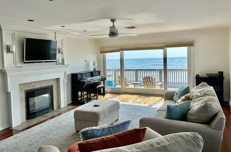 871 Ocean Boulevard Hampton NH 03842