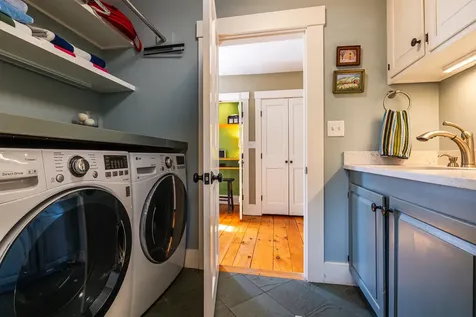 18 Brockway Road Hopkinton NH 03229