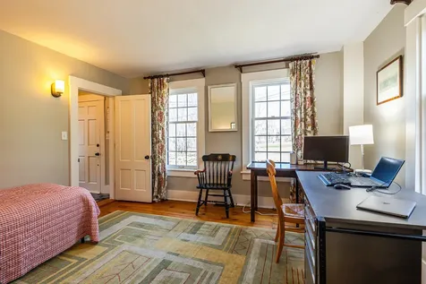 18 Brockway Road Hopkinton NH 03229