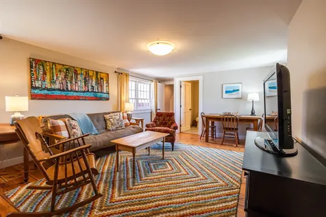 18 Brockway Road Hopkinton NH 03229