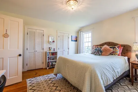 18 Brockway Road Hopkinton NH 03229