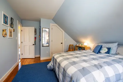 18 Brockway Road Hopkinton NH 03229