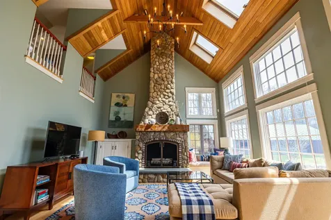 18 Brockway Road Hopkinton NH 03229