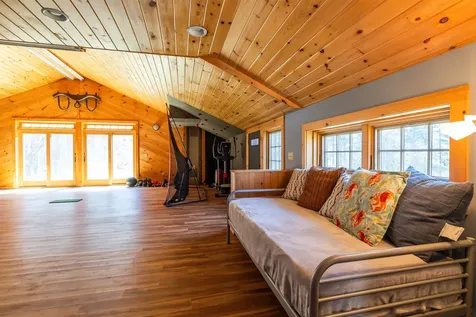 18 Brockway Road Hopkinton NH 03229