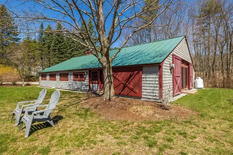 18 Brockway Road Hopkinton NH 03229