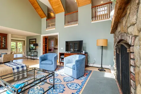 18 Brockway Road Hopkinton NH 03229