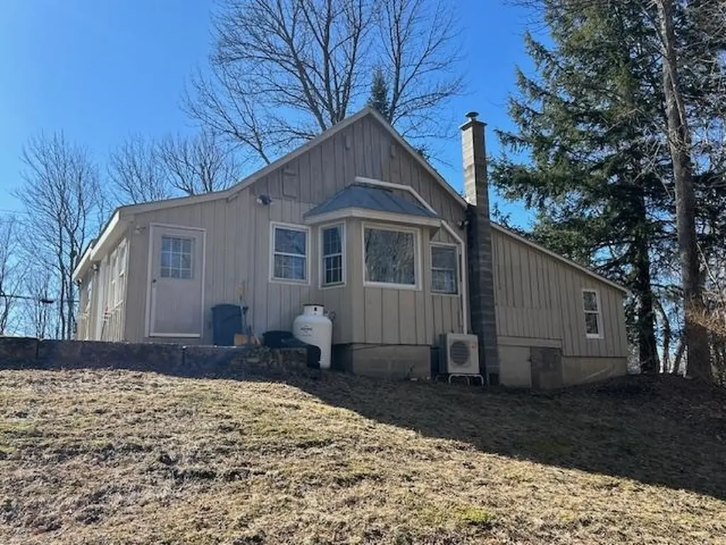 3810 North Road Royalton VT 05068