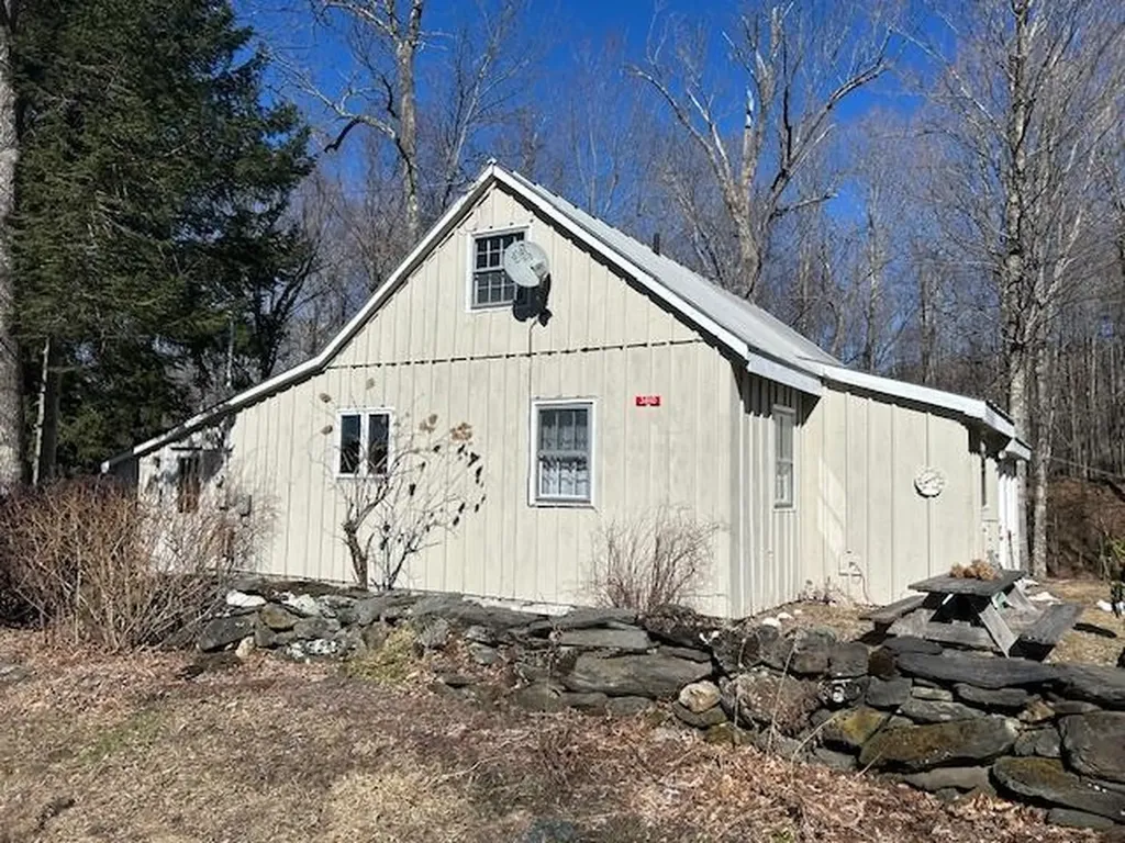 3810 North Road Royalton VT 05068