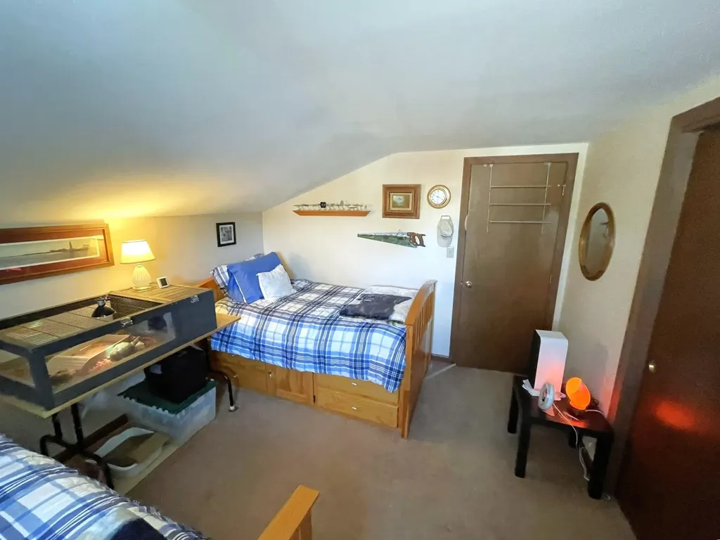 23 N Shore Road Derry NH 03038