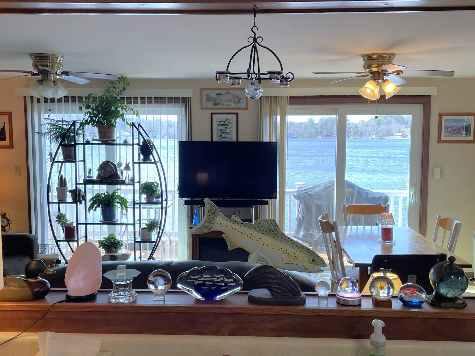 23 N Shore Road Derry NH 03038