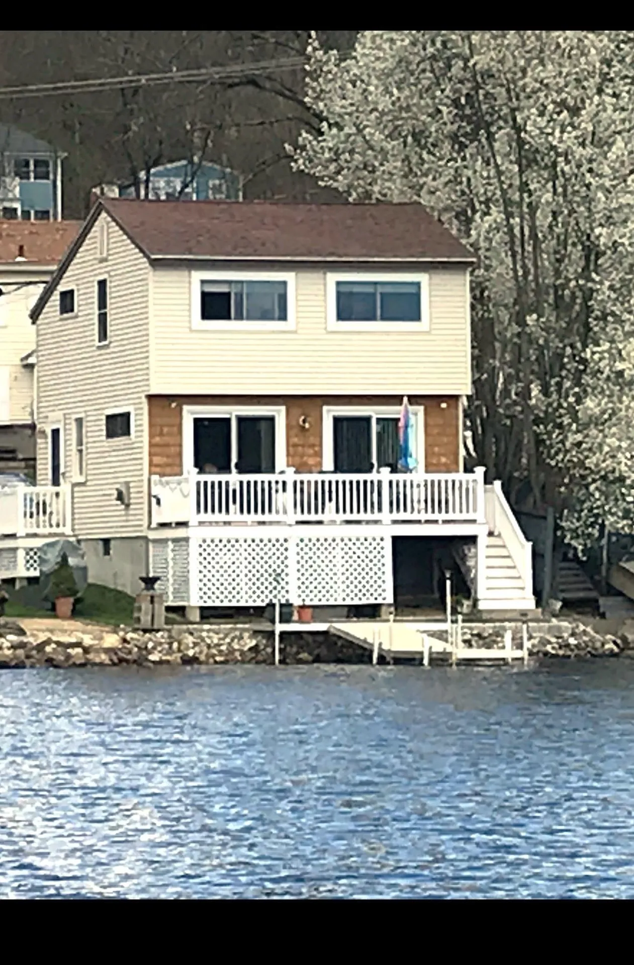 23 N Shore Road Derry NH 03038