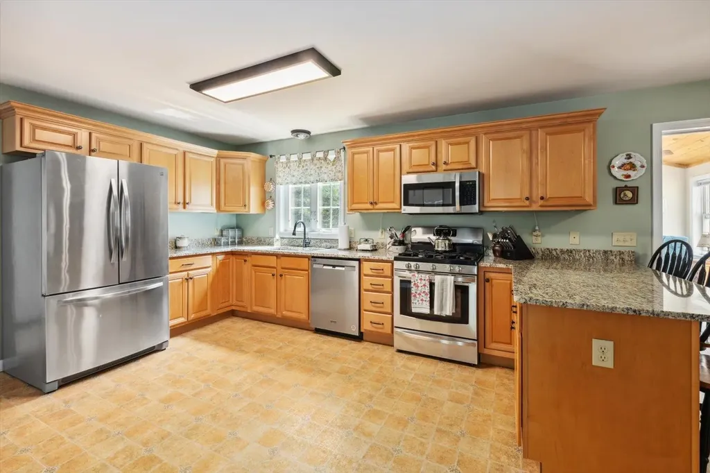 4 Cross Road Antrim NH 03440