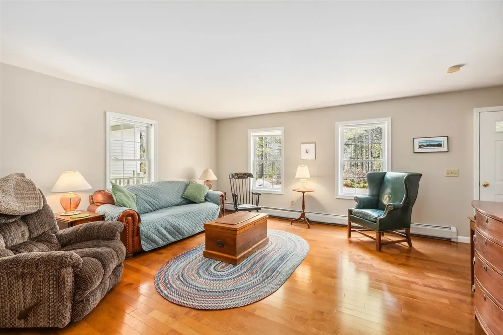 4 Cross Road Antrim NH 03440