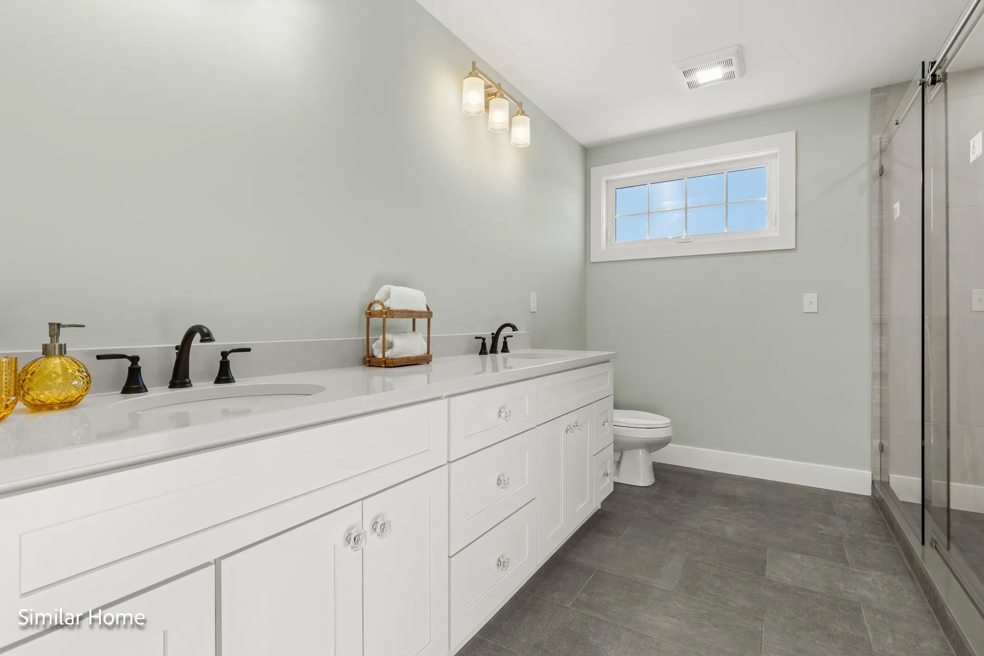 8 Stone Creek Drive Brentwood NH 03833