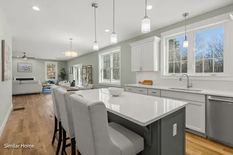 8 Stone Creek Drive Brentwood NH 03833