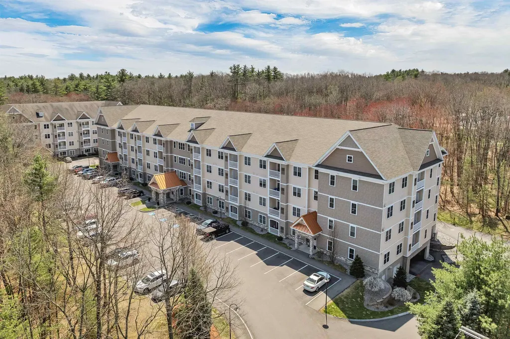 2 Henry David Drive Nashua NH 03062