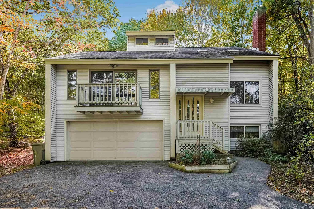 22 Gaita Drive Derry NH 03038