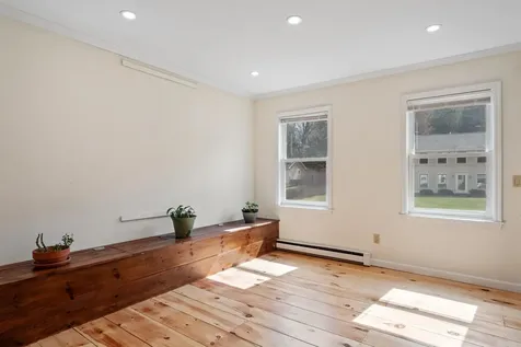 263 Colonial Drive Hartford VT 05001
