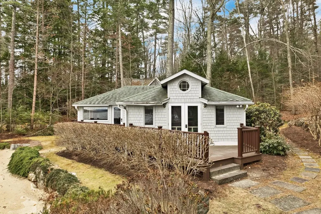 0 Pipers Point Lane Alton NH 03809