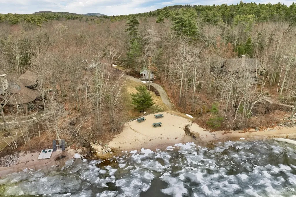 0 Pipers Point Lane Alton NH 03809