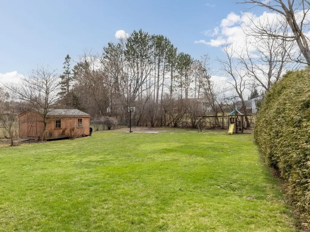 49 Chelsea Road Essex VT 05452