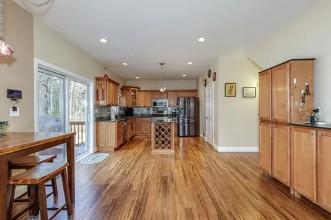 15 Frances Drive Deerfield NH 03037