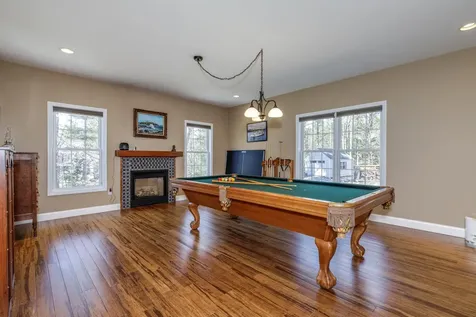 15 Frances Drive Deerfield NH 03037