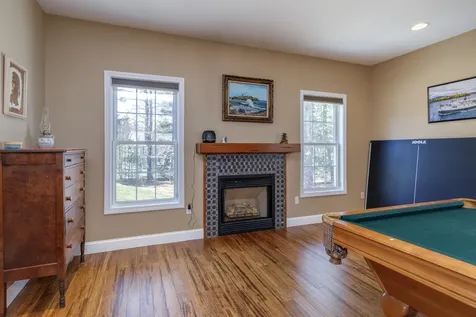 15 Frances Drive Deerfield NH 03037
