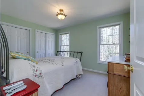 15 Frances Drive Deerfield NH 03037