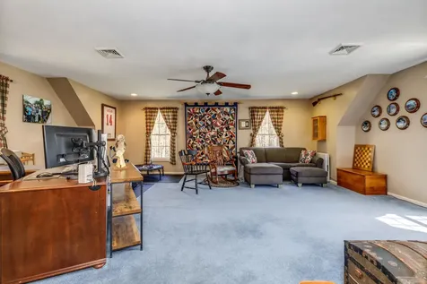 15 Frances Drive Deerfield NH 03037