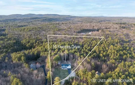 15 Frances Drive Deerfield NH 03037