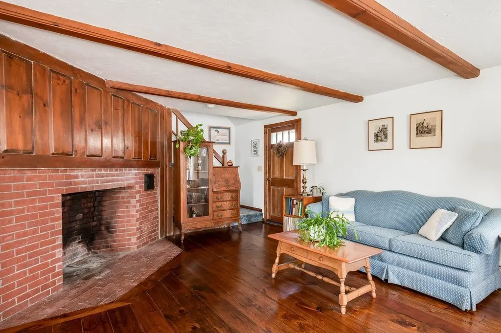 18 Littlehale Road Durham NH 03824