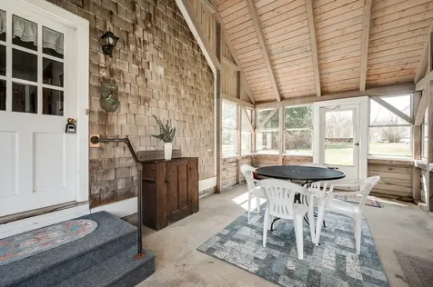 18 Littlehale Road Durham NH 03824