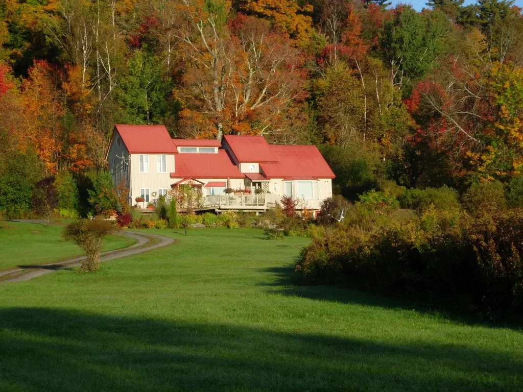 1448 Cyrus Road Whitingham VT 05361