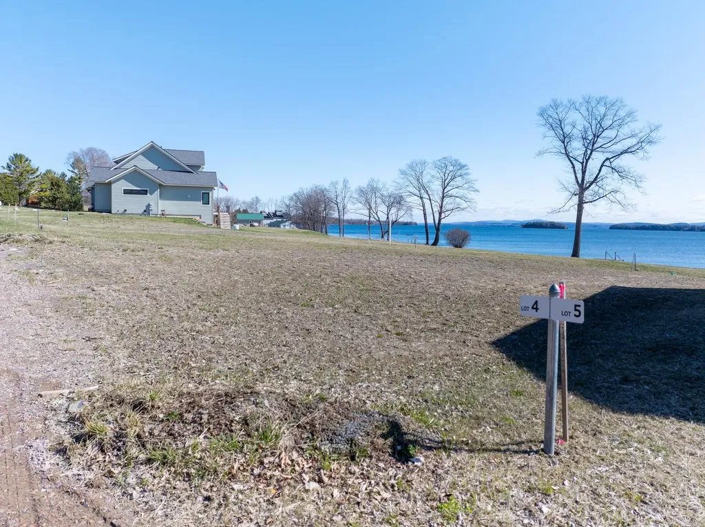 61 Phoebe Lane South Hero VT 05486