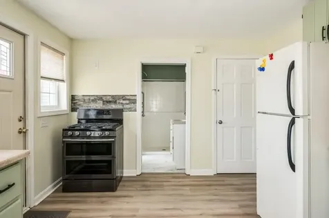 31 Depot Road Epping NH 03042