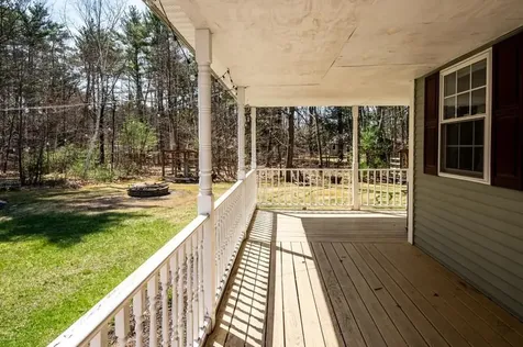 31 Depot Road Epping NH 03042