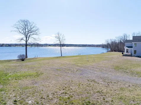 6 Rachel Way South Hero VT 05486