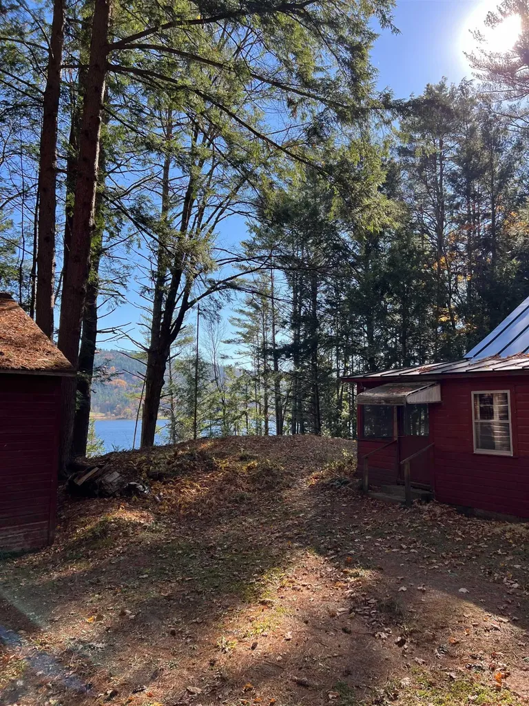 31 Post Pond Lane Lyme NH 03768