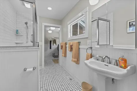 25 Pearl Bay Lane Grand Isle VT 05458