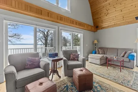 25 Pearl Bay Lane Grand Isle VT 05458