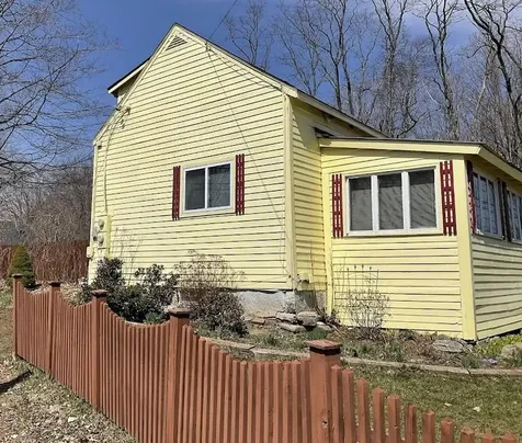 2 Taft Road Swanzey NH 03446