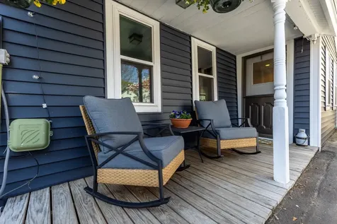 12 Hall Place Exeter NH 03833