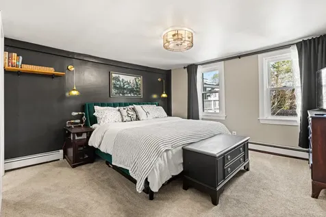 12 Hall Place Exeter NH 03833