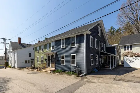 12 Hall Place Exeter NH 03833