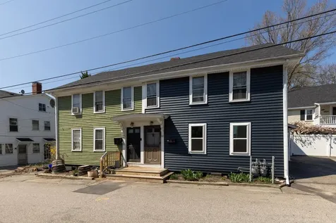 12 Hall Place Exeter NH 03833