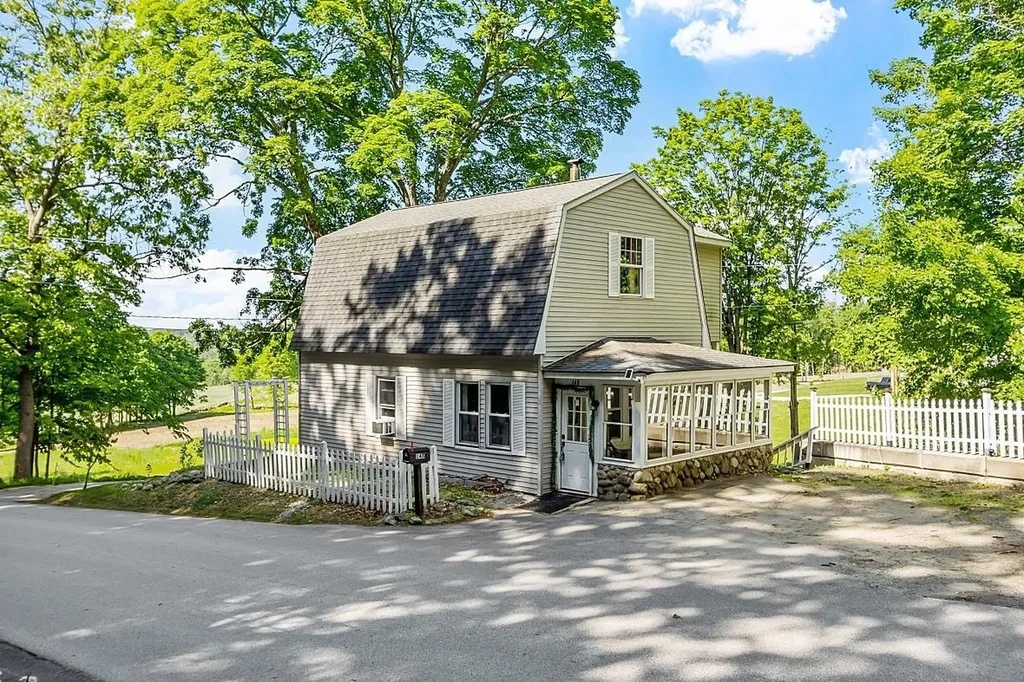 148 Nartoff Road Hollis NH 03049